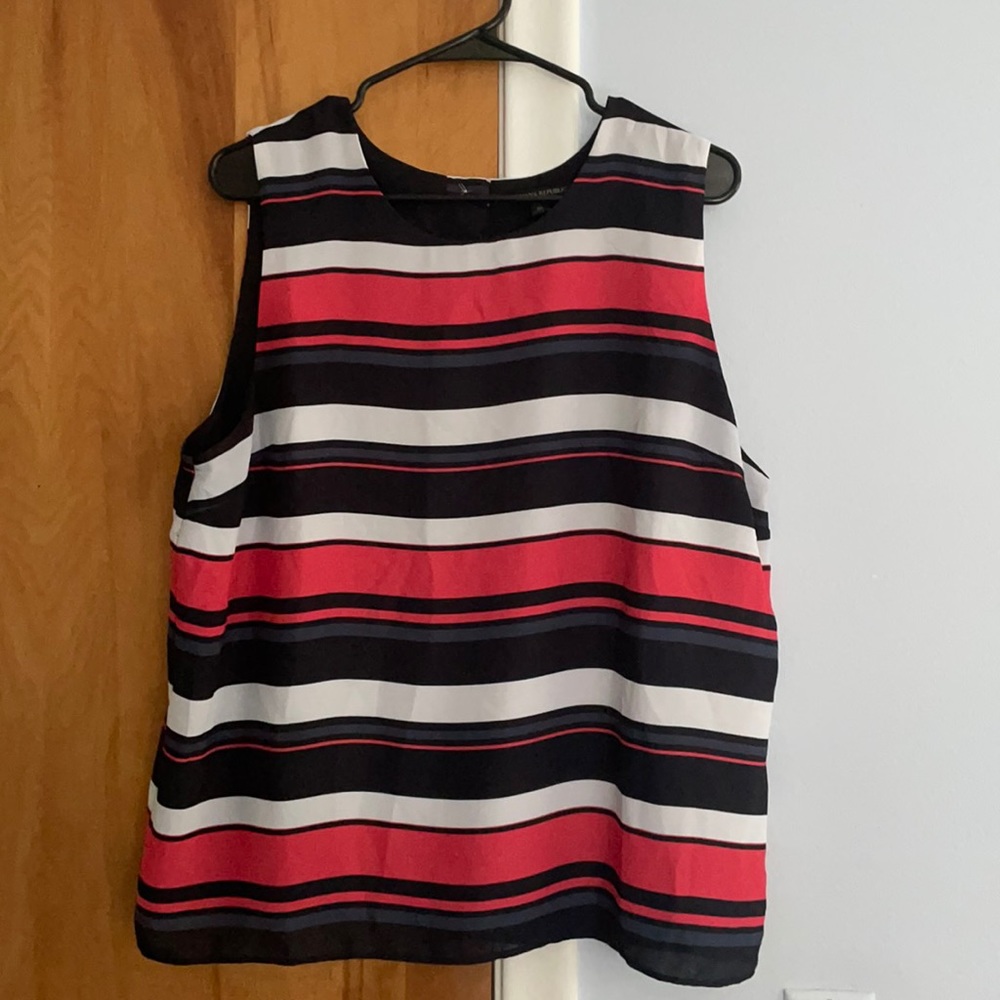 Banana republic factory XL tank